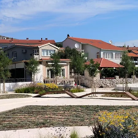 Merica Villa *